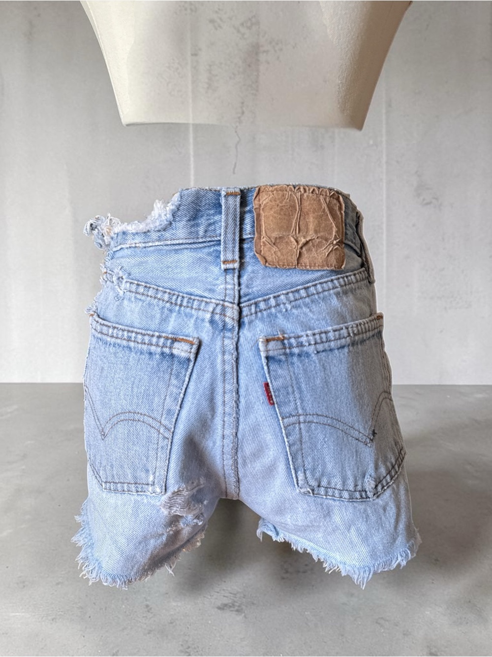 Vintage 90s Y2K Levi’s 501 Factory Destroyed Cutoff Denim Shorts XS